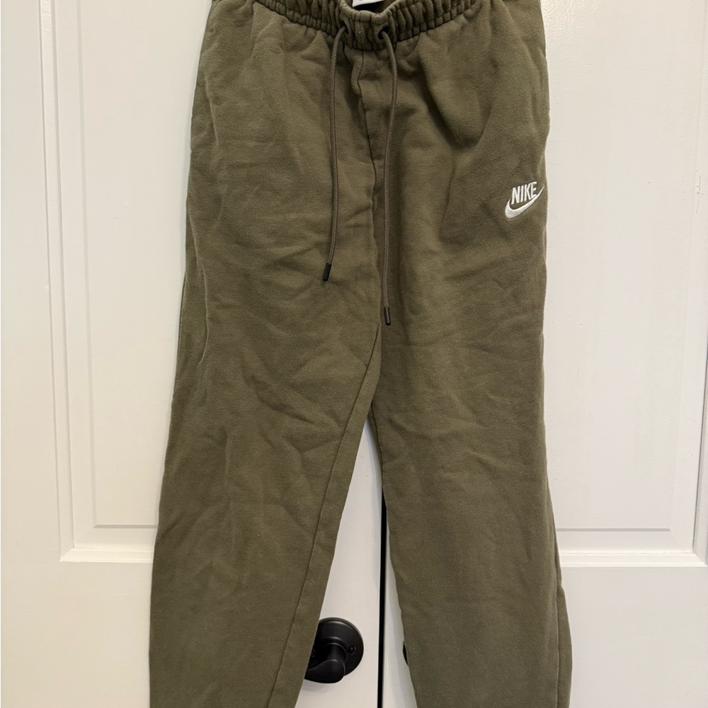 Nike Army Green Sweatpants XS